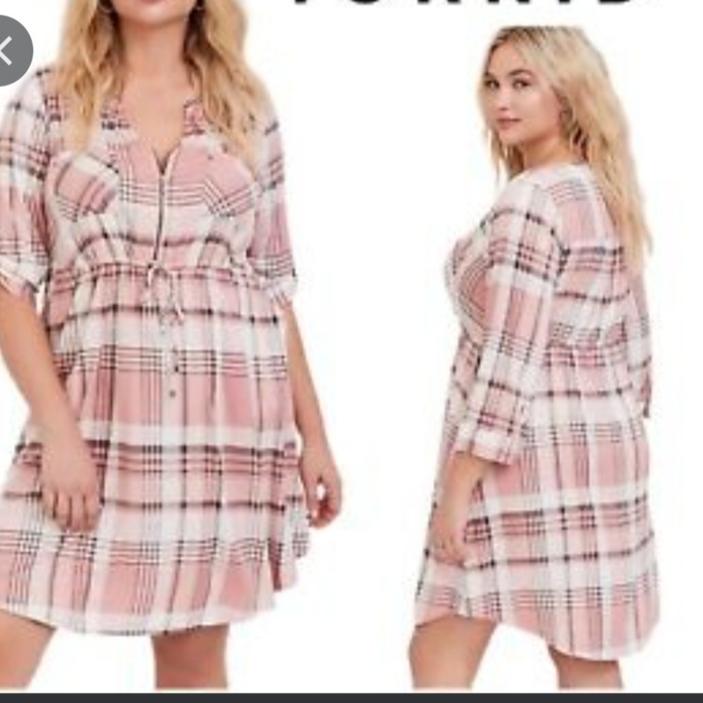 NWOT Torrid size 2 dress